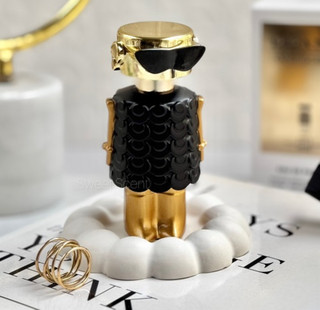 عطر ادکلن مینی پاکو رابان فیم(فم) پارفوم مشکی برند کالشکن | (Paco Rabanne Fame Parfum (Brand Collection حجم 25 میل کد 415(شرکتی